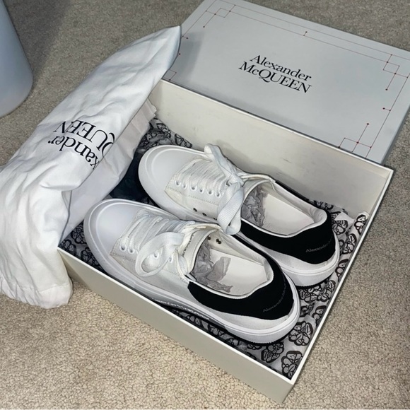 Alexander McQueen deck plimsoll sneakers SIZE EURO 40/US 9 - Picture 5 of 6